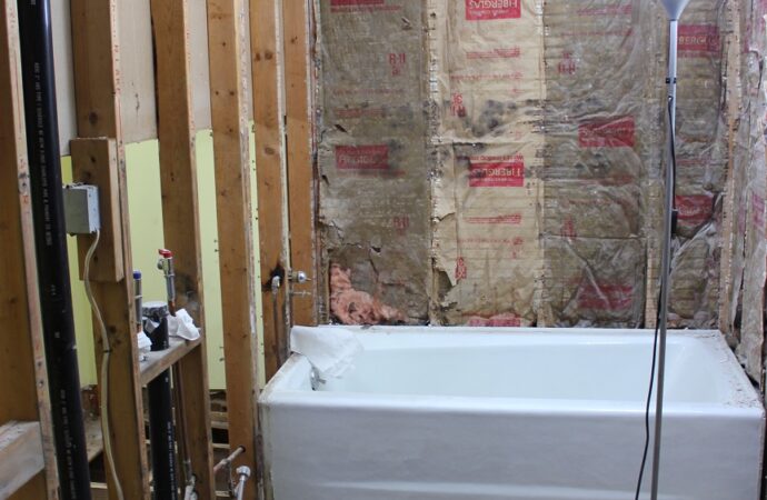 Bathroom Sheetrock & Plaster - Myrtle Beach Bathroom Remodeling Specialists