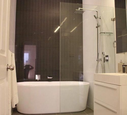 Tub & Shower Combinations - Myrtle Beach Bathroom Remodeling Specialists