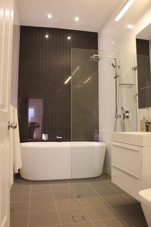 Tub & Shower Combinations - Myrtle Beach Bathroom Remodeling Specialists